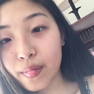 Meet your Posher, Ellen